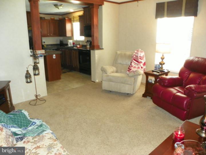 7283 Pearsons Corner Road Dover, DE 19904 - Photo 5 of 22 Living Room