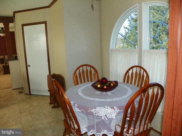 7283 Pearsons Corner Road Dover, DE 19904 - Photo 9 of 22 Breakfast Room