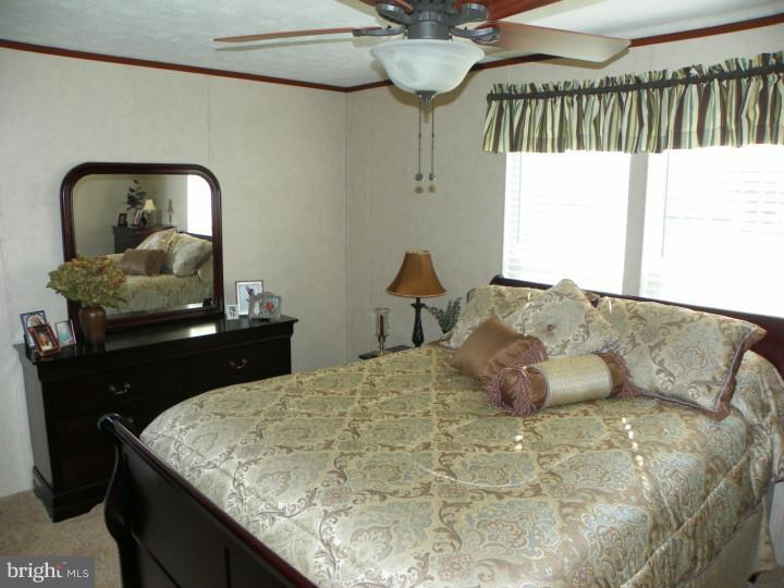 7283 Pearsons Corner Road Dover, DE 19904 - Photo 10 of 22 Guest Room