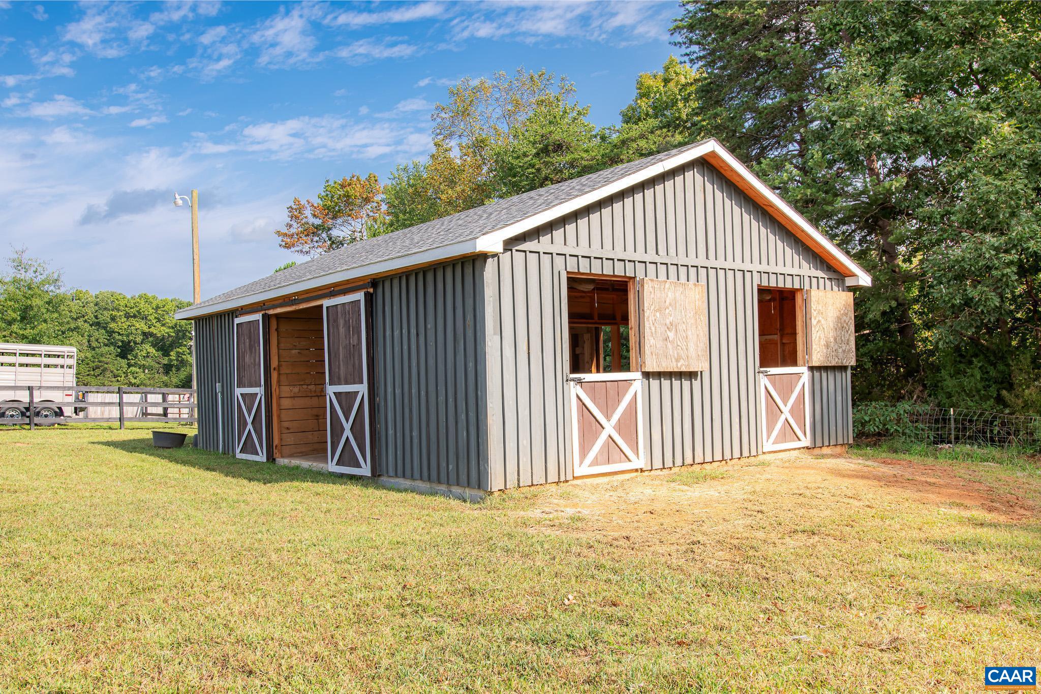 2644 Union Church Road Buckingham, VA 23921 - Photo 44 of 59 a view of a house with porch and furniture