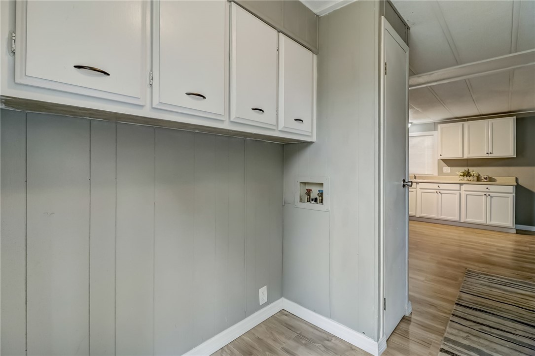 540821 Lem Turner Road Callahan, FL 32011 - Photo 20 of 35 a view of cabinets and wooden floor