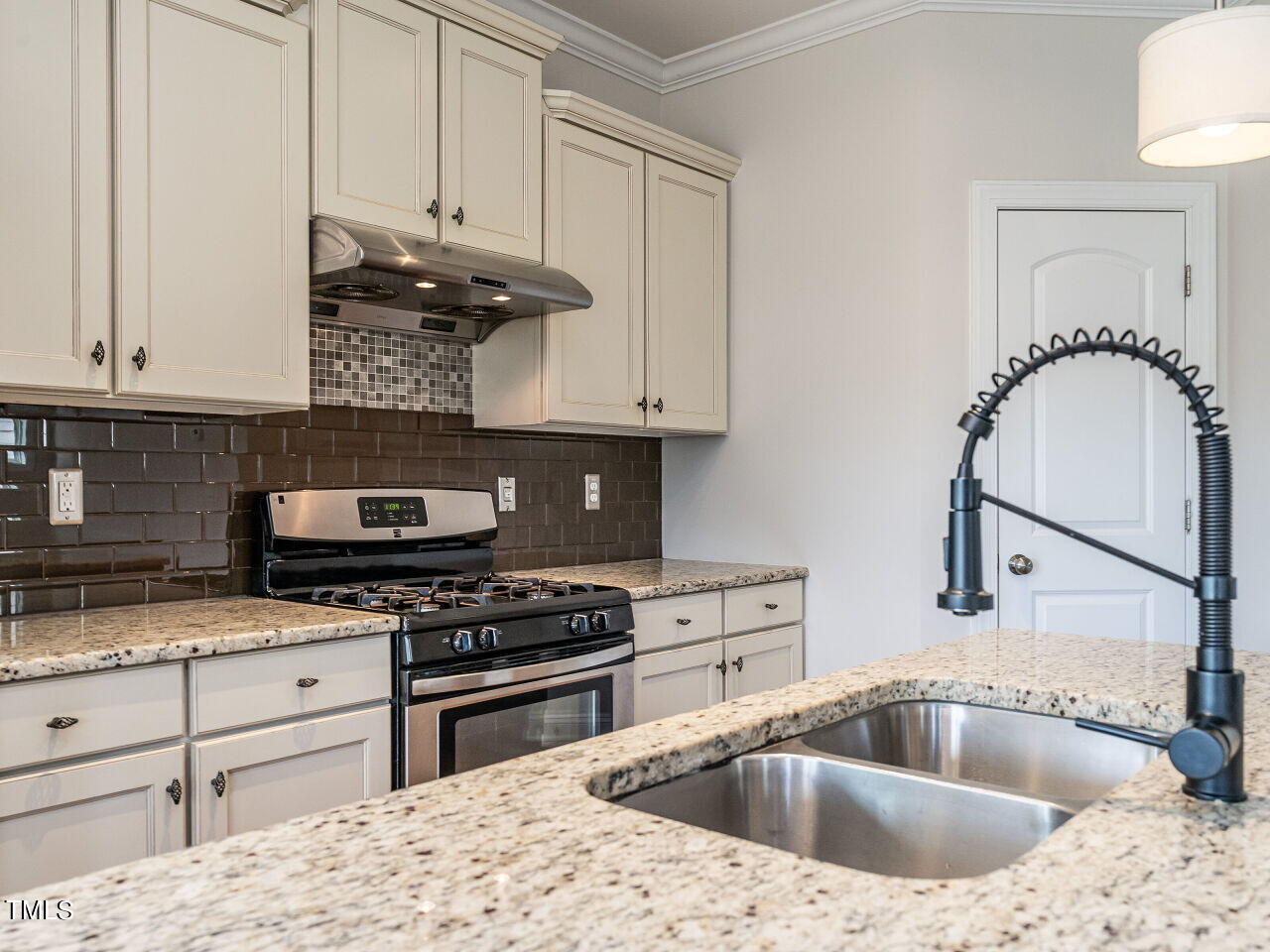 3832 Yates Mill Trail Raleigh, NC 27606 - Photo 18 of 41 014-1280x960-kitchen
