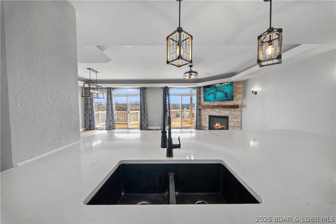 2180 Bittersweet Road Lake Ozark, MO 65049 - Photo 17 of 59 Kitchen