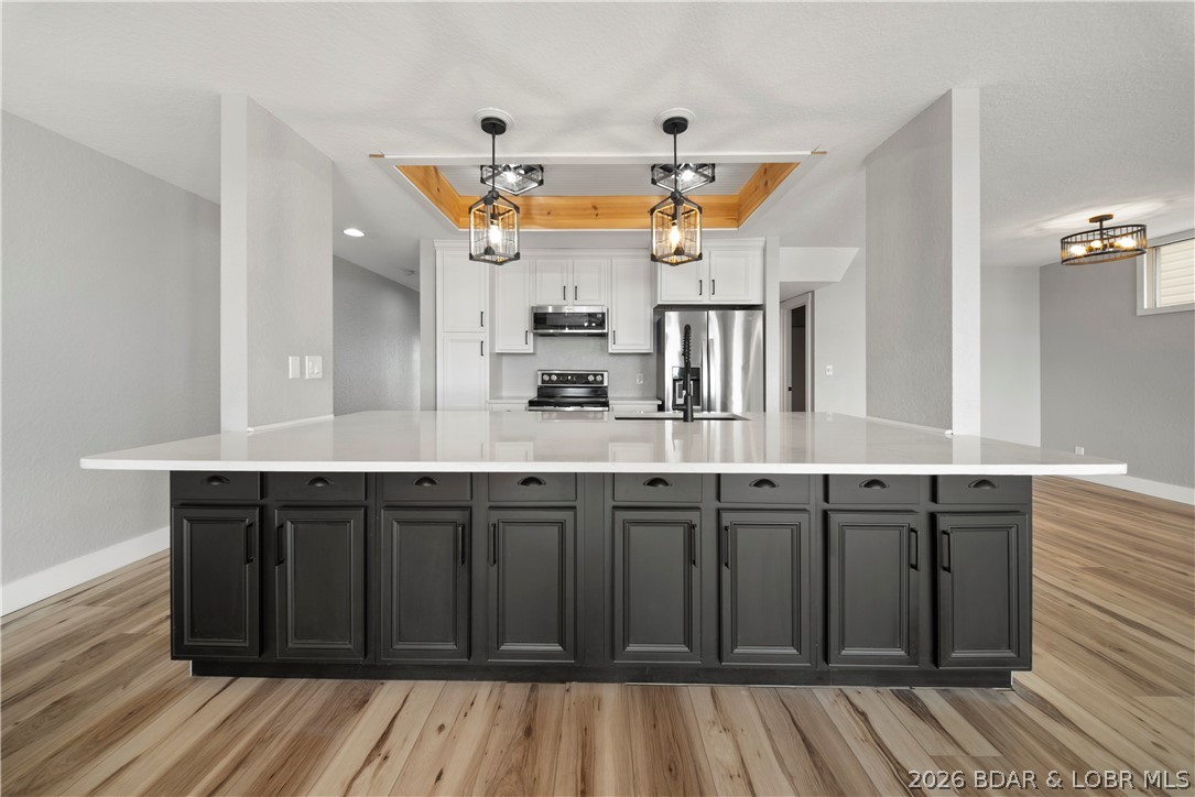 2180 Bittersweet Road Lake Ozark, MO 65049 - Photo 19 of 59 Kitchen