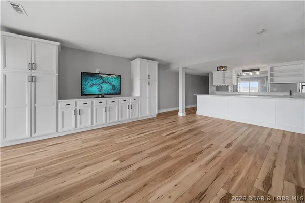 $450,000 | 2180 Bittersweet Road, Lake Ozark, MO 65049