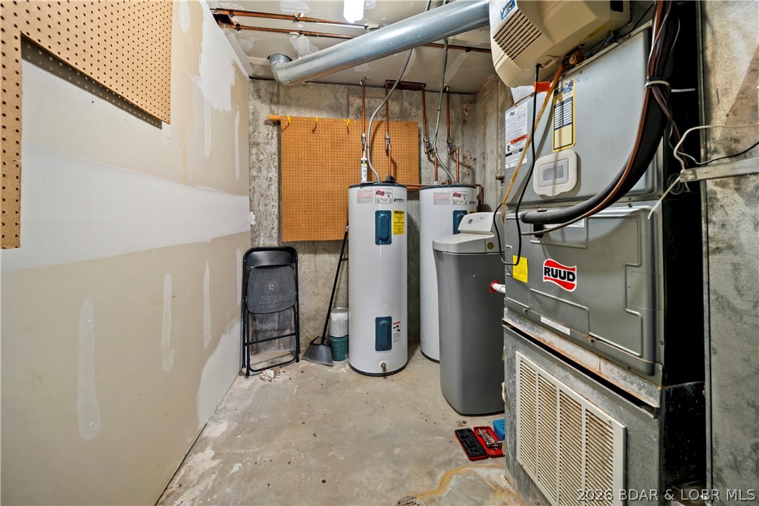 2180 Bittersweet Road Lake Ozark, MO 65049 - Photo 50 of 59 Utility Room