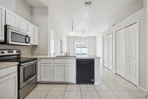 $299,900 | 8617 Cavendish Drive, Kissimmee, FL 34747