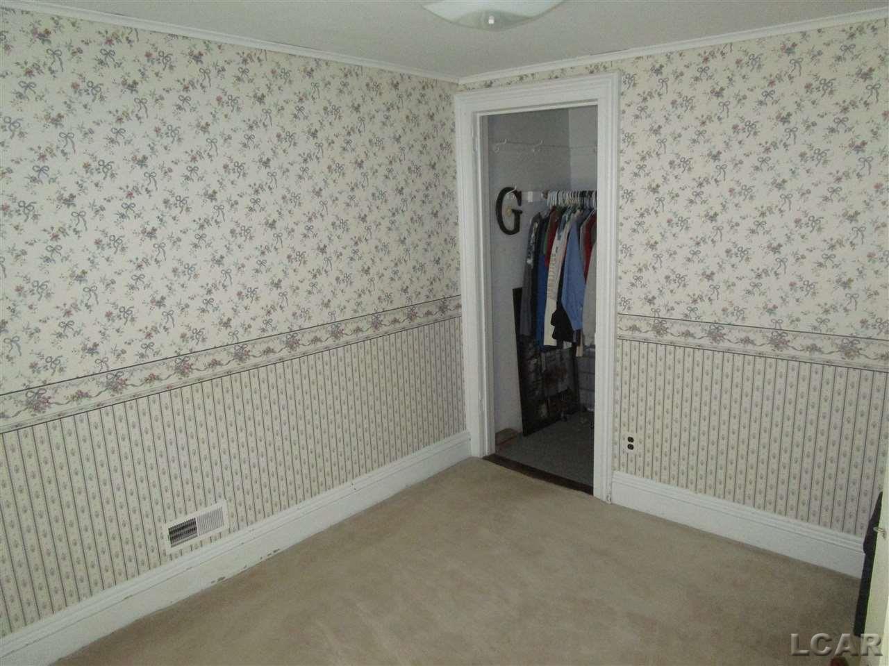 18036 Quaker Road Hudson, MI 49247 - Photo 15 of 16 31332546-15.JPG