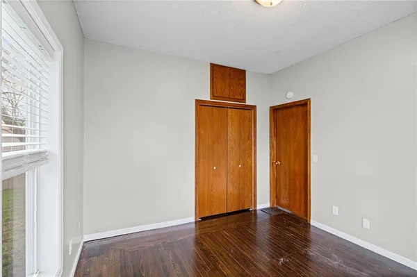 $265,000 | 8617 Grant Street, Overland Park, KS 66212