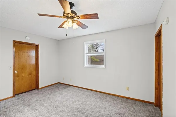 $265,000 | 8617 Grant Street, Overland Park, KS 66212