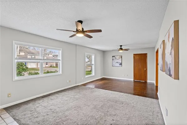 $265,000 | 8617 Grant Street, Overland Park, KS 66212
