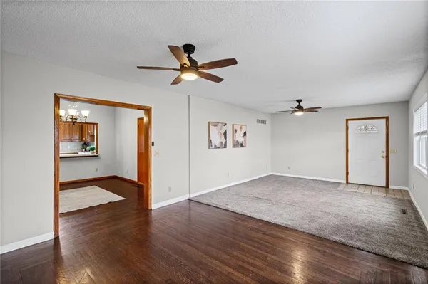 $265,000 | 8617 Grant Street, Overland Park, KS 66212