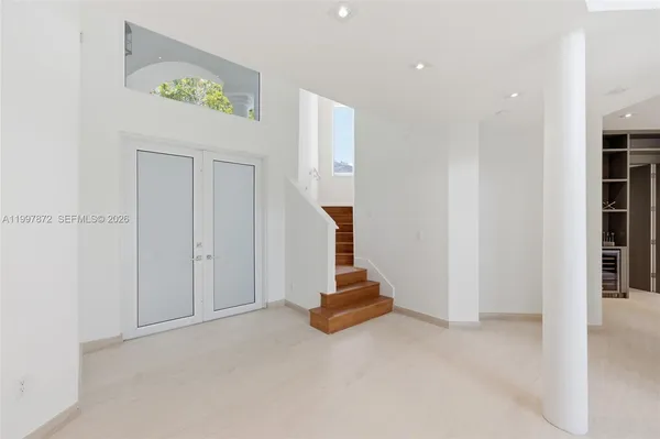 $3,995,000 | 3752 Northeast 199th Street, Aventura, FL 33180