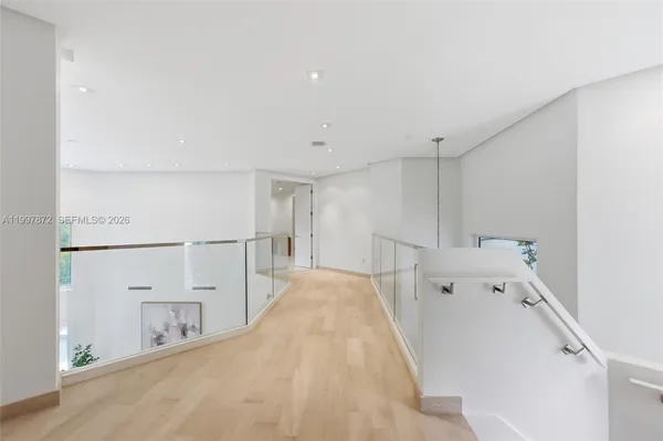 $3,995,000 | 3752 Northeast 199th Street, Aventura, FL 33180