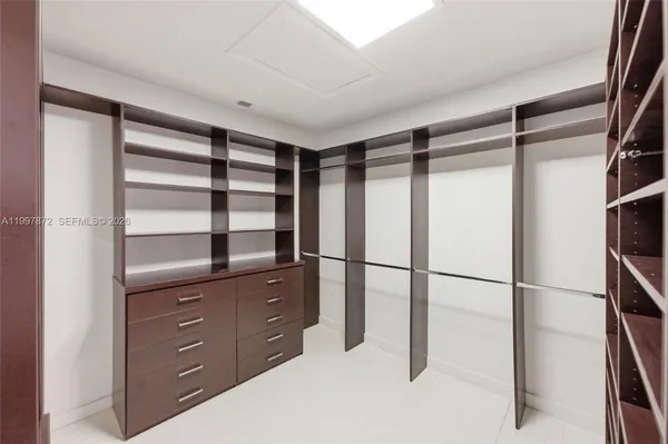 $3,995,000 | 3752 Northeast 199th Street, Aventura, FL 33180