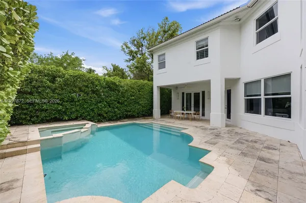 $3,995,000 | 3752 Northeast 199th Street, Aventura, FL 33180