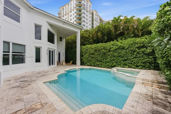 $3,995,000 | 3752 Northeast 199th Street, Aventura, FL 33180