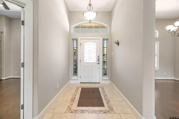 $950,000 | 2123 Austin's Circle, Tool, TX 75143