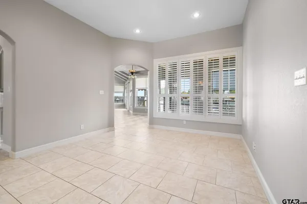 $950,000 | 2123 Austin's Circle, Tool, TX 75143