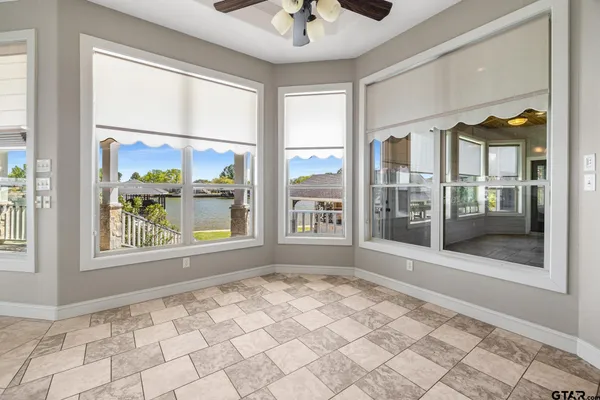 $950,000 | 2123 Austin's Circle, Tool, TX 75143