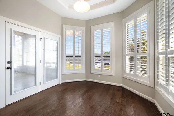 $950,000 | 2123 Austin's Circle, Tool, TX 75143