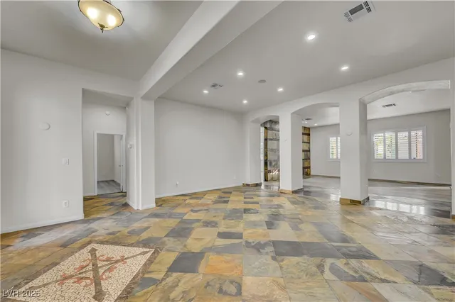 $2,750 | 7199 Adobe Falls Court, Las Vegas, NV 89113