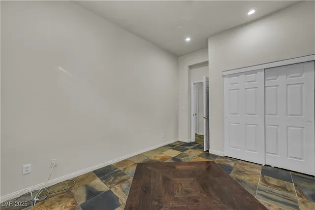 $2,750 | 7199 Adobe Falls Court, Las Vegas, NV 89113