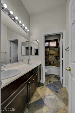 $2,750 | 7199 Adobe Falls Court, Las Vegas, NV 89113