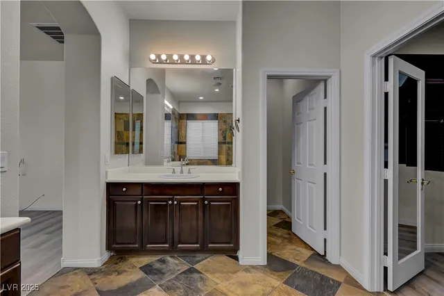 $2,750 | 7199 Adobe Falls Court, Las Vegas, NV 89113