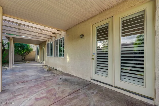 $2,750 | 7199 Adobe Falls Court, Las Vegas, NV 89113