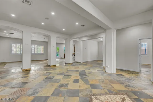 $2,750 | 7199 Adobe Falls Court, Las Vegas, NV 89113