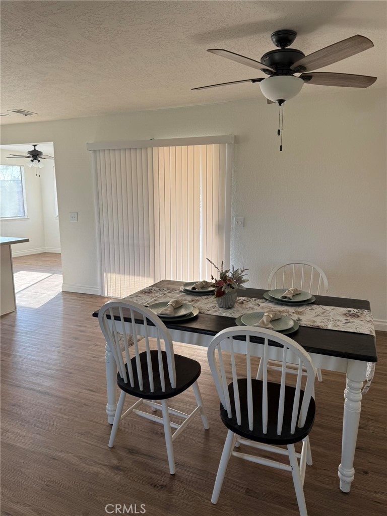 13564 Seminole Road Apple Valley, CA 92308 - Photo 3 of 25