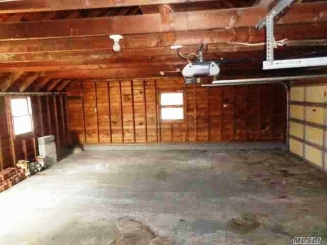 99 Beach Road Westhampton Beach, NY 11978 - Photo 12 of 13 Gallery Image 12