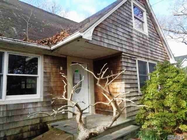 99 Beach Road Westhampton Beach, NY 11978 - Photo 4 of 13 Gallery Image 4
