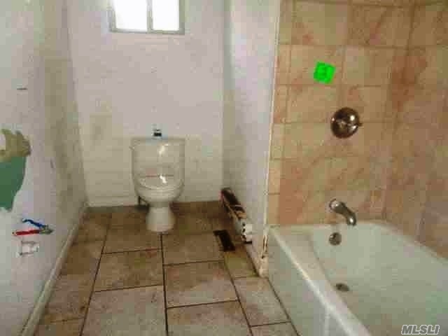 99 Beach Road Westhampton Beach, NY 11978 - Photo 10 of 13 Gallery Image 10