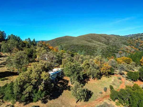 $500,000 | 7123 Swiss Ranch Road, Mountain Ranch, CA 95246