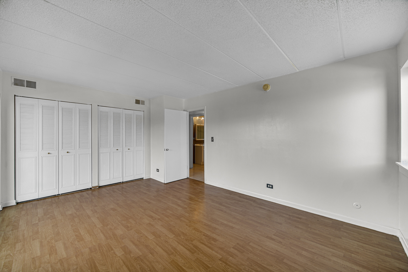 511 Timber Ridge Drive, Unit 202 Carol Stream, IL 60188 - Photo 8 of 19