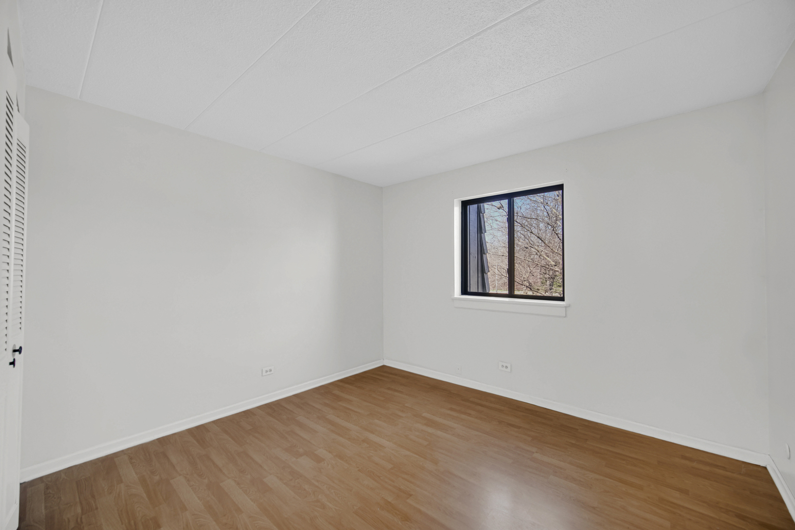 511 Timber Ridge Drive, Unit 202 Carol Stream, IL 60188 - Photo 10 of 19