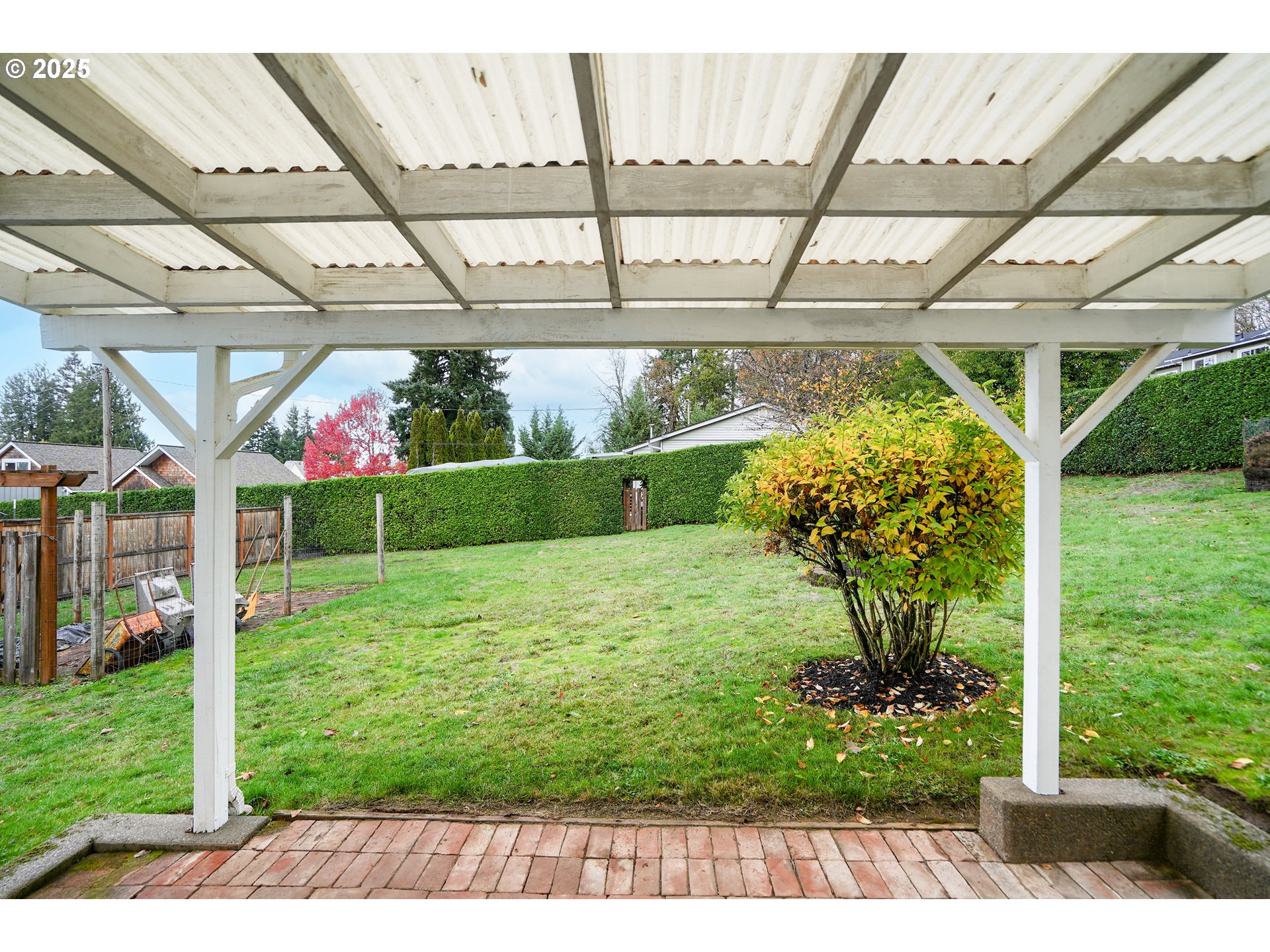 619 B Street Silverton, OR 97381 - Photo 30 of 42 a view of a porch