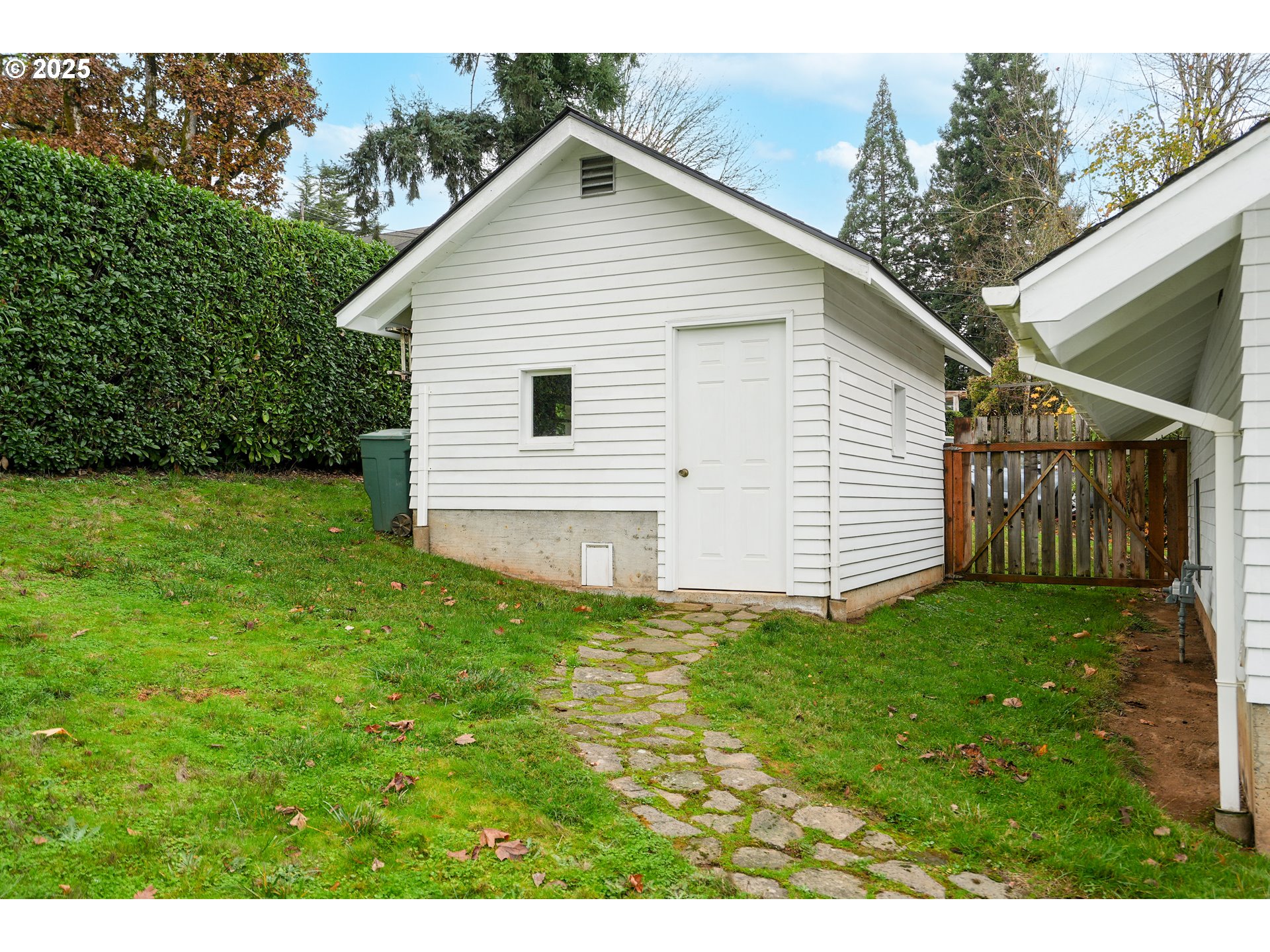 619 B Street Silverton, OR 97381 - Photo 36 of 42 a view of a house with backyard