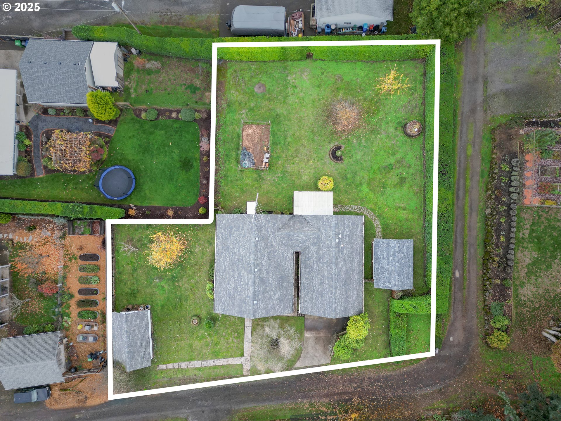 619 B Street Silverton, OR 97381 - Photo 40 of 42