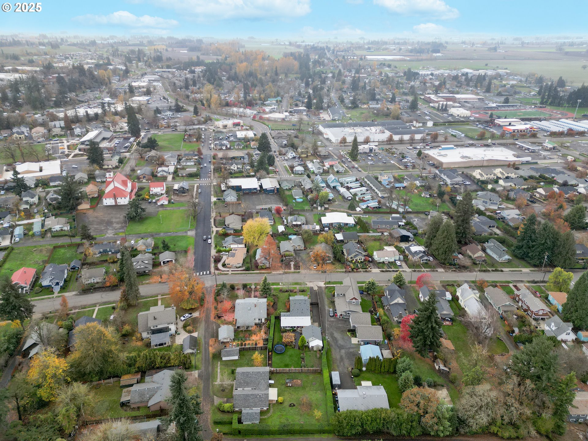 619 B Street Silverton, OR 97381 - Photo 42 of 42 an aerial view of multiple house