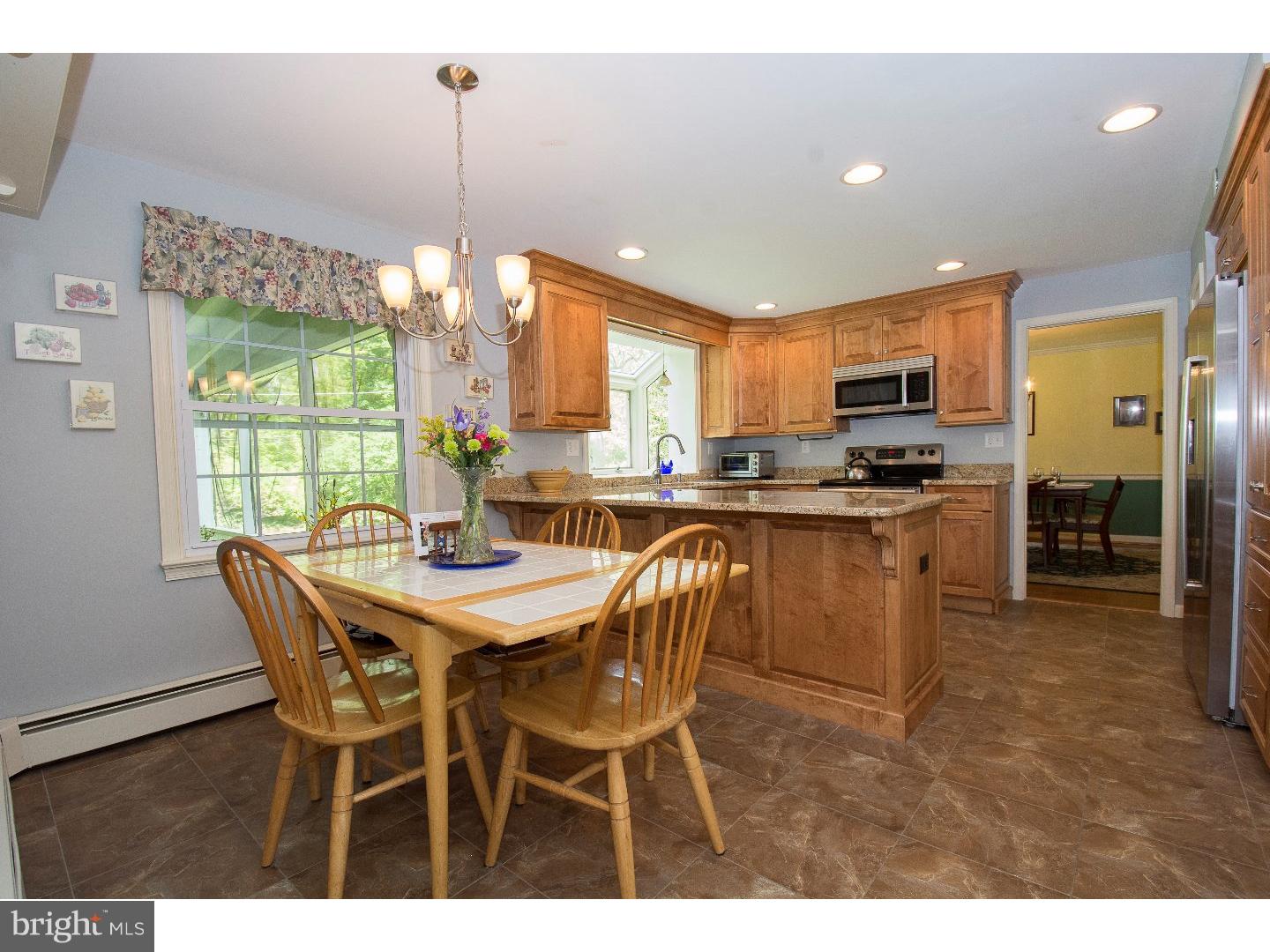340 Chamounix Road Wayne, PA 19087 - Photo 7 of 25 Kitchen