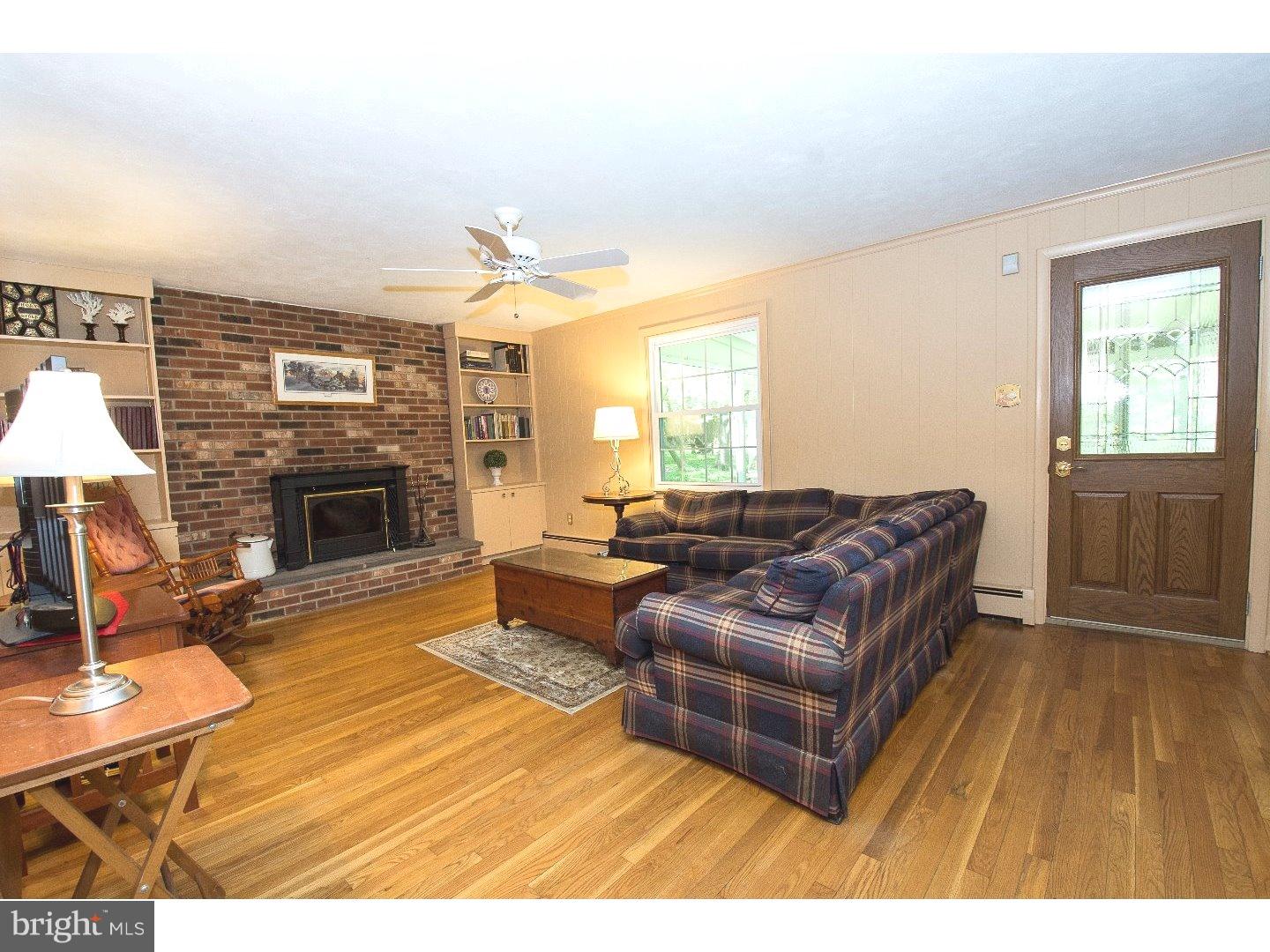 340 Chamounix Road Wayne, PA 19087 - Photo 9 of 25 Family Room
