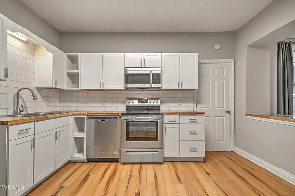$185,000 | 701 West Locust Street, Unit 18, Johnson City, TN 37604