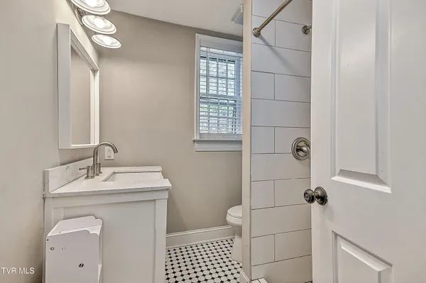 $185,000 | 701 West Locust Street, Unit 18, Johnson City, TN 37604