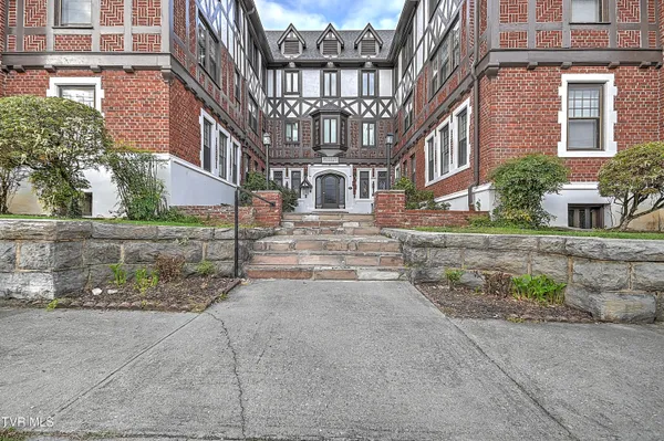 $185,000 | 701 West Locust Street, Unit 18, Johnson City, TN 37604