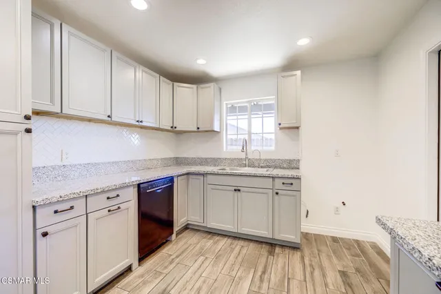 $3,995 | 1236 Elsinor Avenue, Ventura, CA 93004