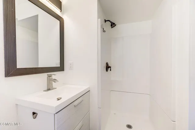 $3,995 | 1236 Elsinor Avenue, Ventura, CA 93004