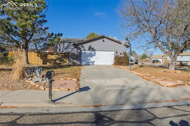 $365,000 | 18 Chaparral Circle, La Junta, CO 81050